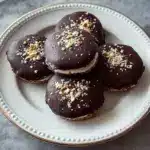 5-Minute Frozen Greek Yogurt Peanut Butter Bites Recipe