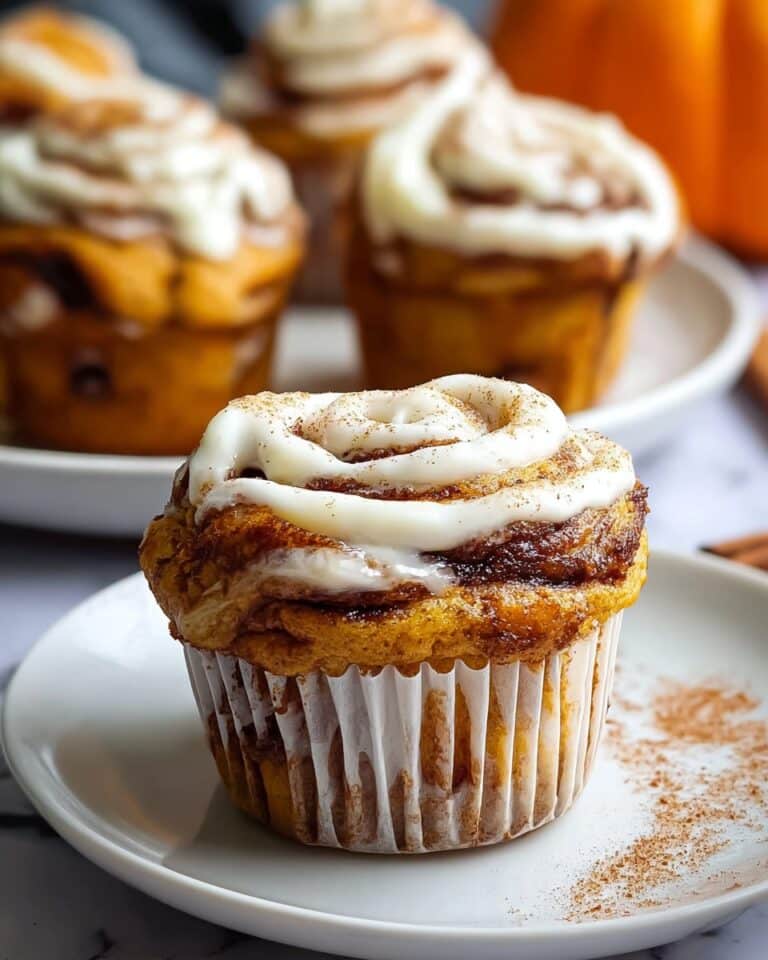 Pumpkin Cinnamon Roll Muffins Recipe